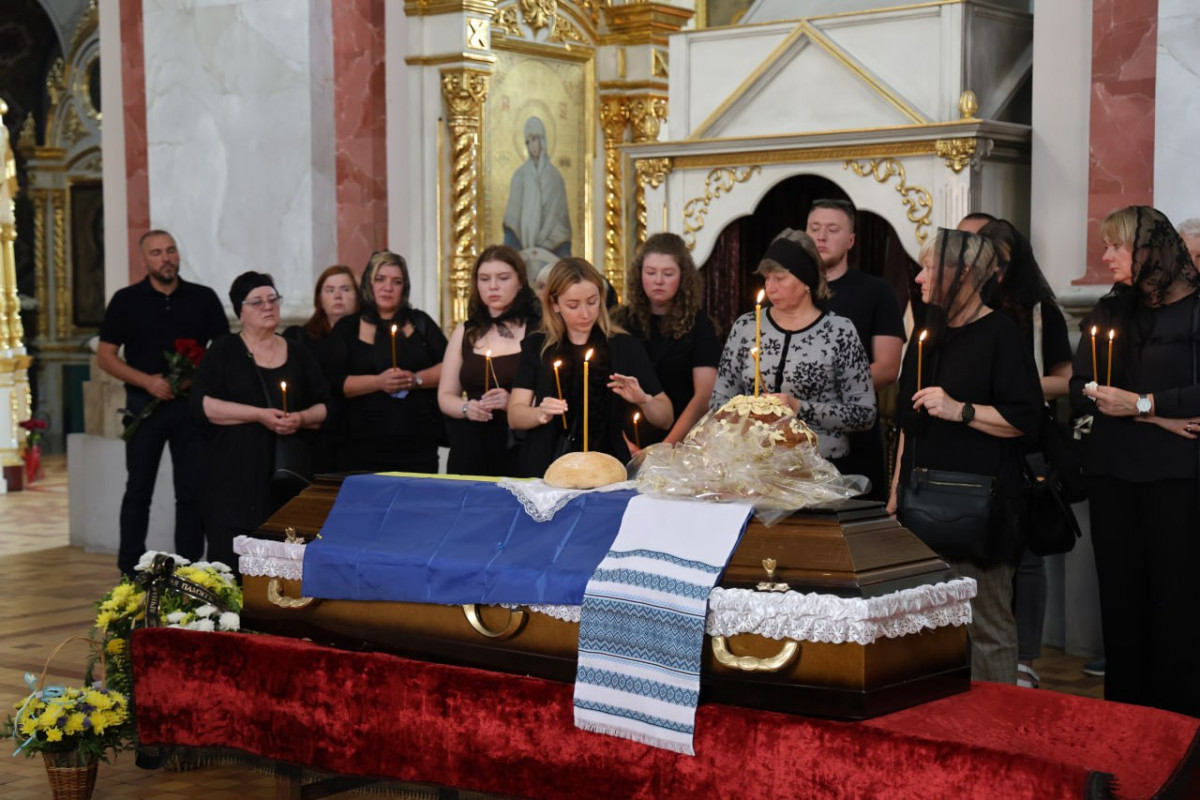 Не пережив бойових поранень: Луцьк попрощався із захисником Володимиром Ігнатовичем