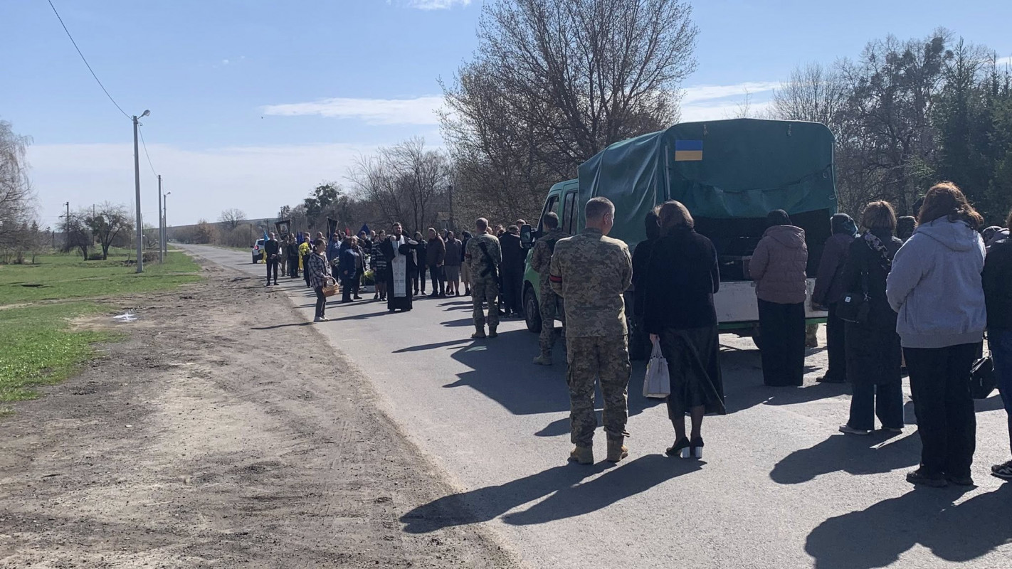 Поранення обірвали життя воїна: на Волині попрощалися із захисником Петром Шмідом