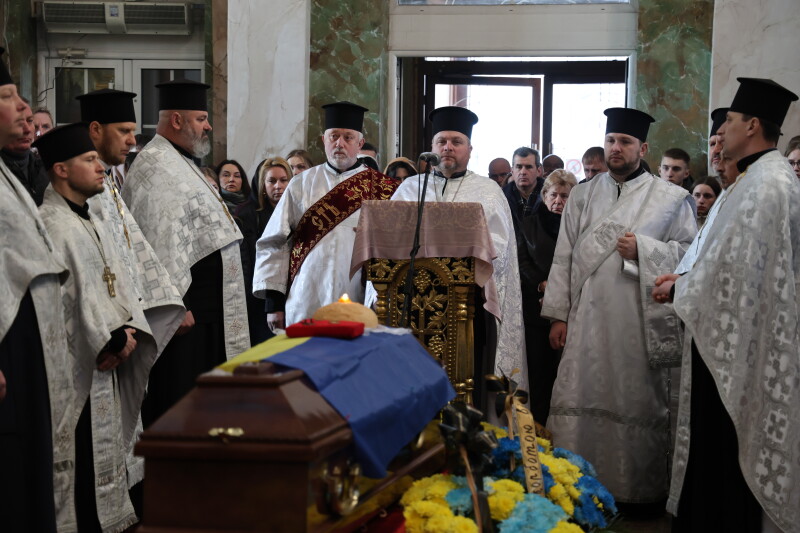 У Луцьку попрощалися з Героями Євгенієм Філясом та Тарасом Медведчуком