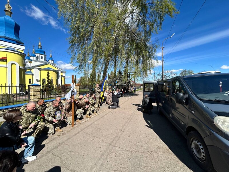 Лише через півтора року знайшов вічний спочинок 31-річний Герой з Волині Олександр Зіперт