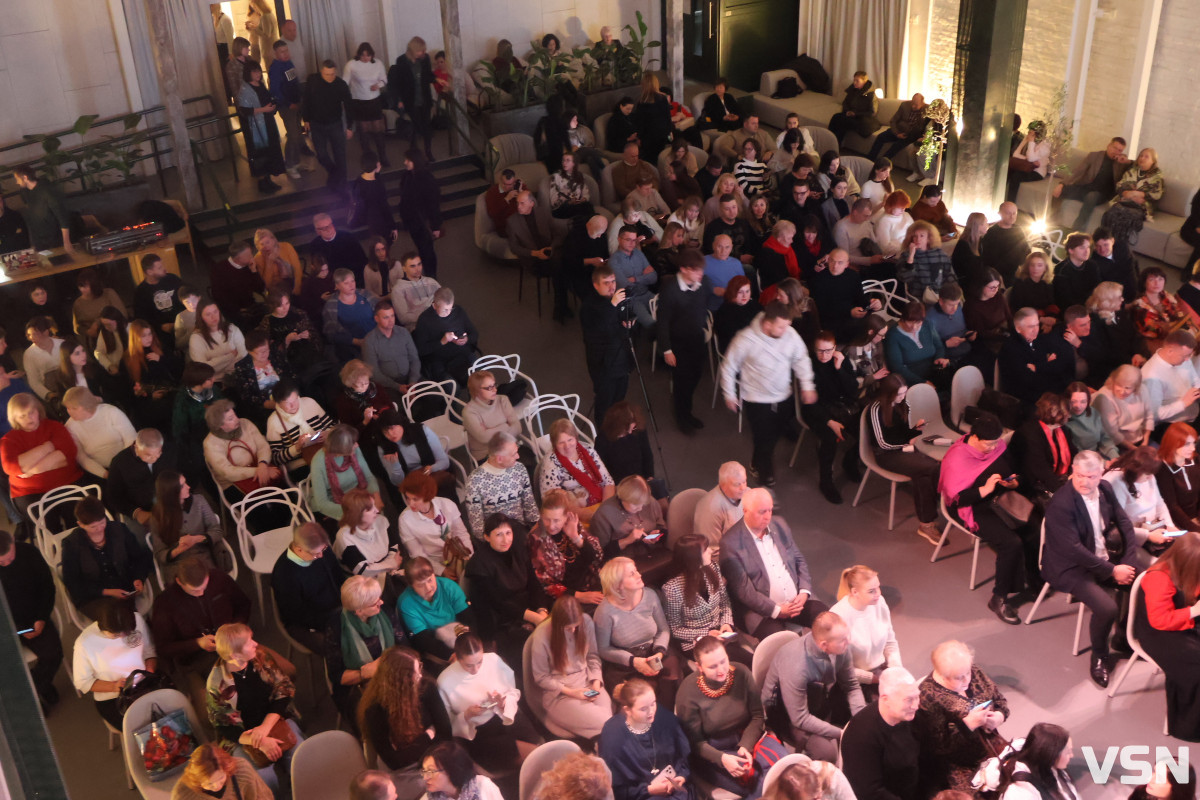 У Луцьку презентували музично-візуальний артпроменад: як відбувся захід