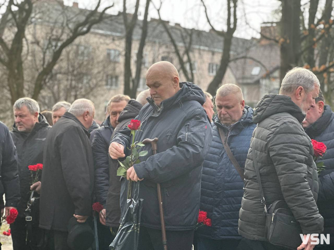 Не маємо права забути: у Луцьку вшанували пам'ять воїнів-афганців. Фото