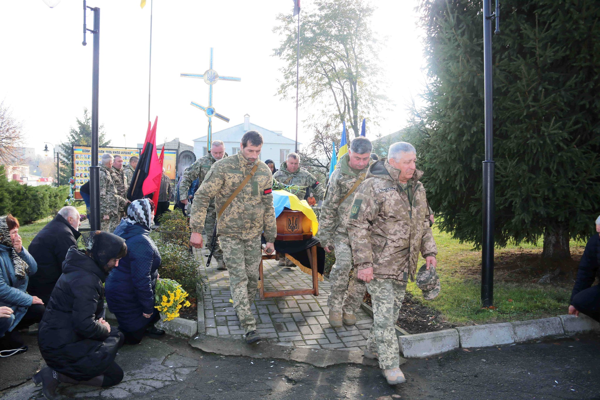 Маленька донечка втратила батька: на Волині попрощались з Героєм, який майже рік вважався зниклим безвісти