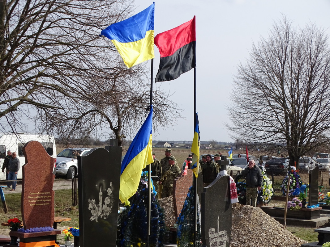 На Волині попрощалися з Героєм Олександром Слебіком