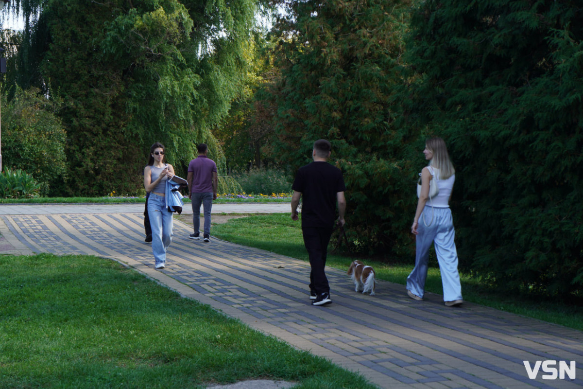 Як Луцьк провів останній теплий день вересня. Фоторепортаж