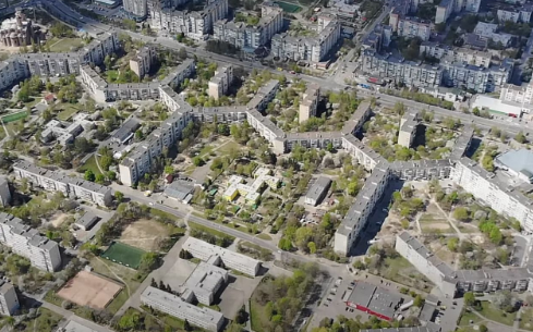 У Луцьку знаходиться будинок довжиною понад три кілометри: як він виглядає