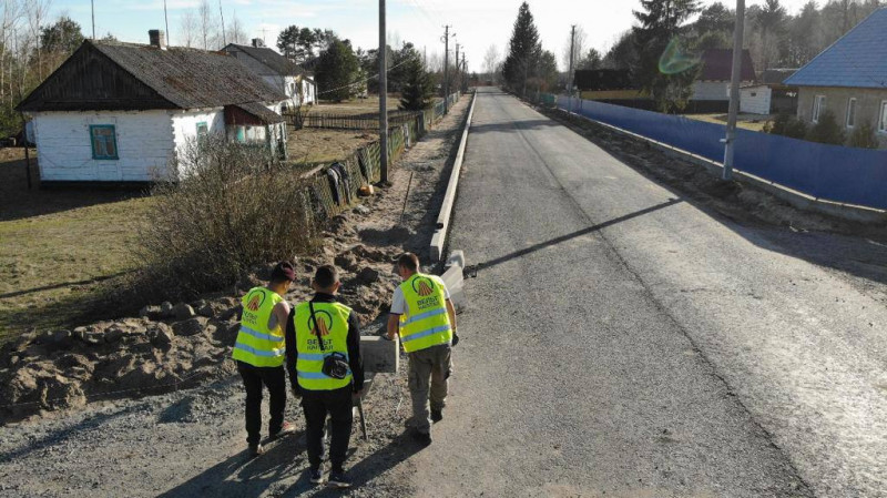 Мешканці вимагали відремонтувати: у Луцькому районі закінчили капітальні роботи на проблемній дорозі