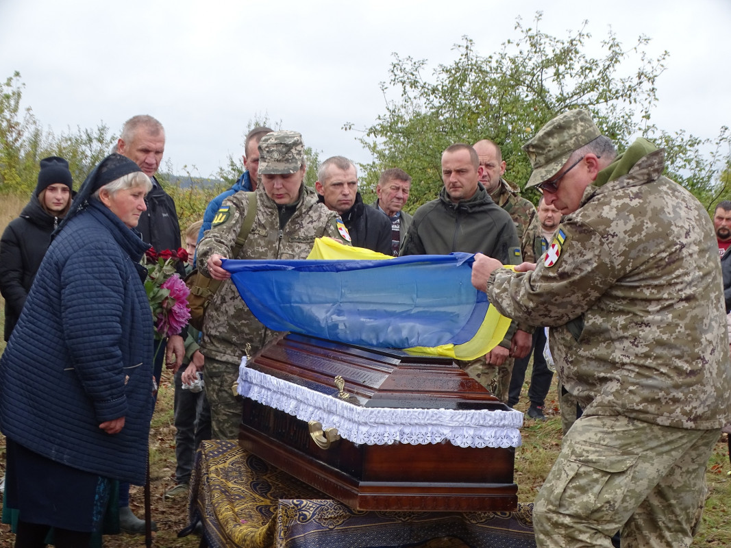 Останній бій прийняв на Харківщині: на Волині попрощались із Героєм Миколою Мартинюком