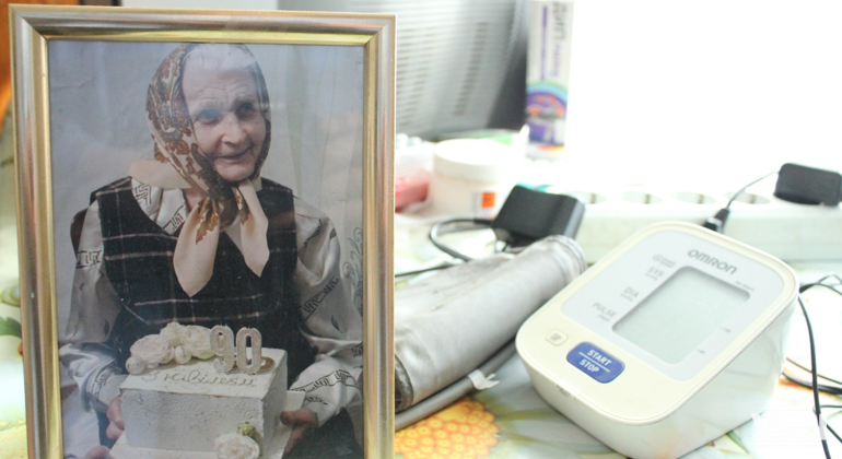 «Дай Бог дожити до ста»: 92-річна бабуся з Волині досі обробляє город та варить сніданки