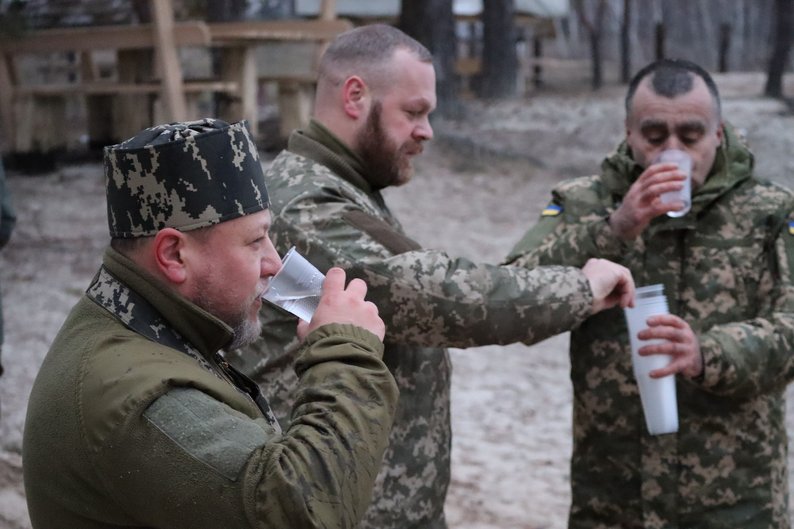 Бійці двох волинських бригад відзначили Водохреще. ФОТО