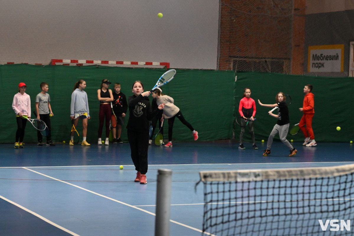 Капітан збірної України з тенісу серед дівчат провів майстер-клас у Луцьку. Фото