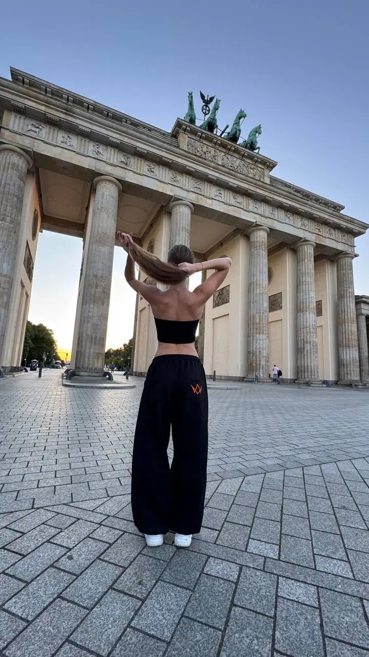 «Я вчу жінок любити себе»: історія тренерки з Волині, яка змінює життя танцями. Фото