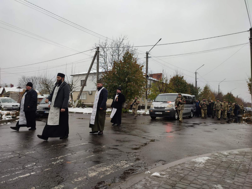 Навіки 28: на Волині попрощалися із Героєм Юрієм Наумчуком