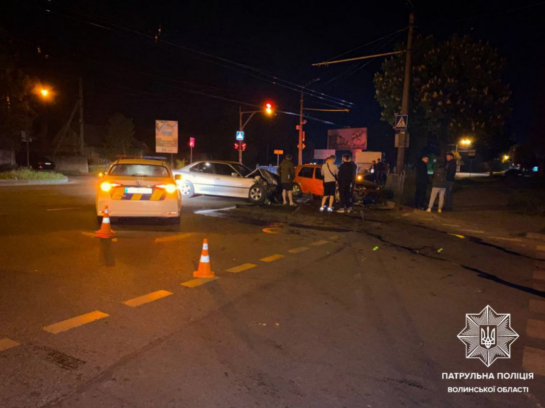 Вщент розтрощив авто: у Луцьку п‘яний водій скоїв аварію