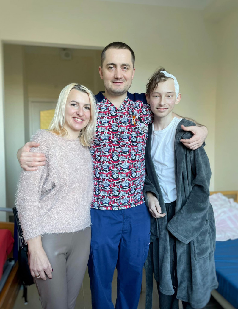 Вперше в Україні дитині зробили операцію на мозку із пробудженням