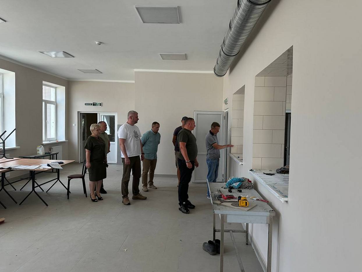 Завершення будівництва школи у Піщі: очільник Волинської ОВА перевірив готовність до навчального року