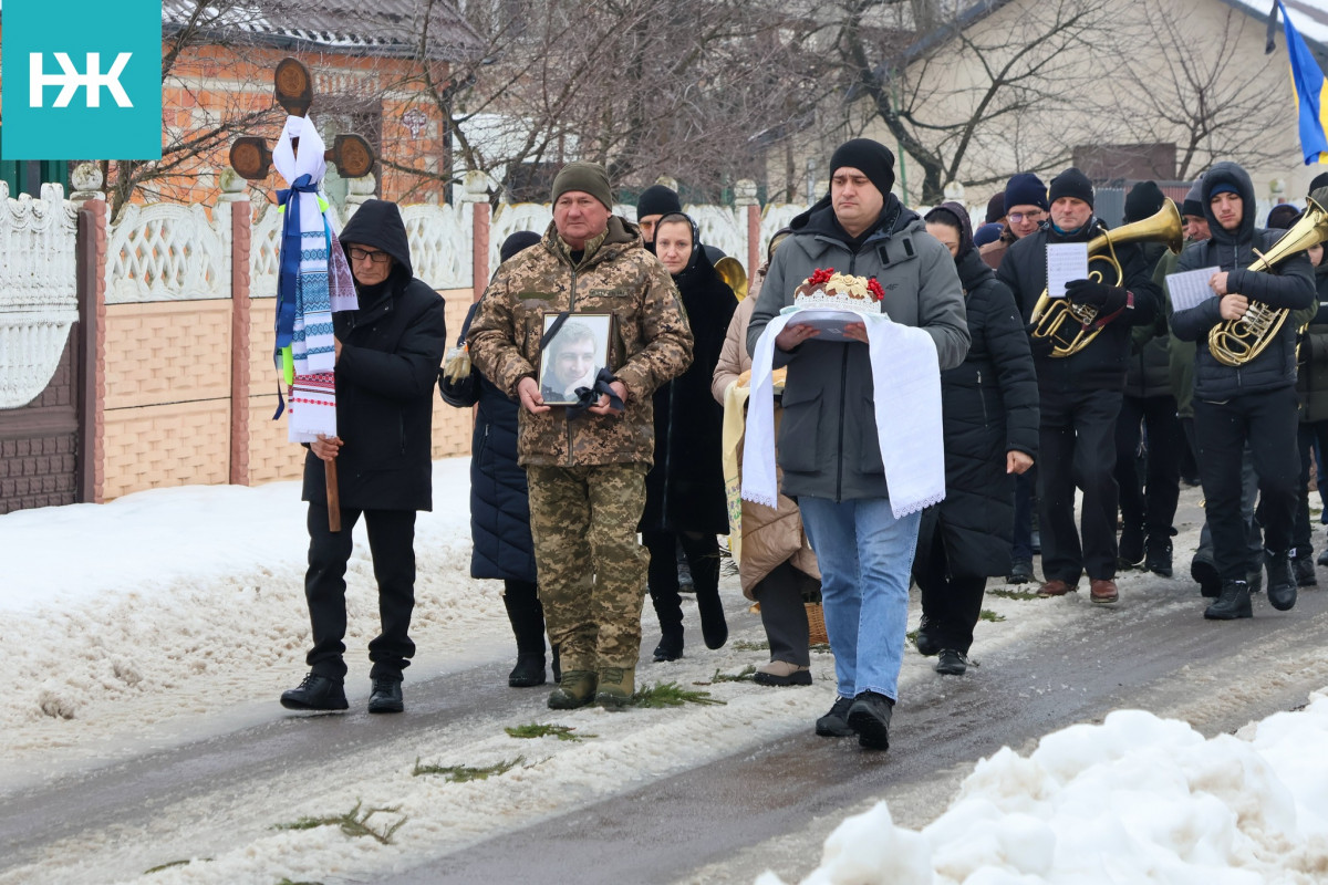 Навіки 30-річний: на Волині попрощалися з Героєм Іваном Петриком