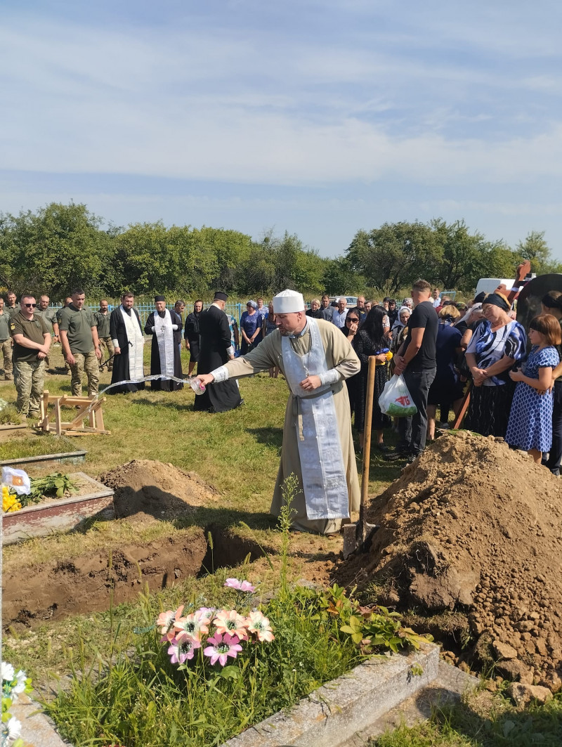 «Кожного разу, як дзвонив з передової, прощався із родичами: на Волині поховали Героя Сергія Гапона