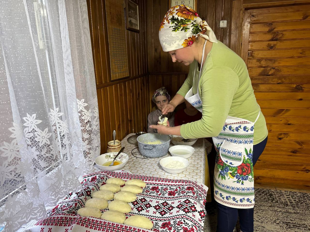 Культурна спадщина Волині: як готують шацькі манники