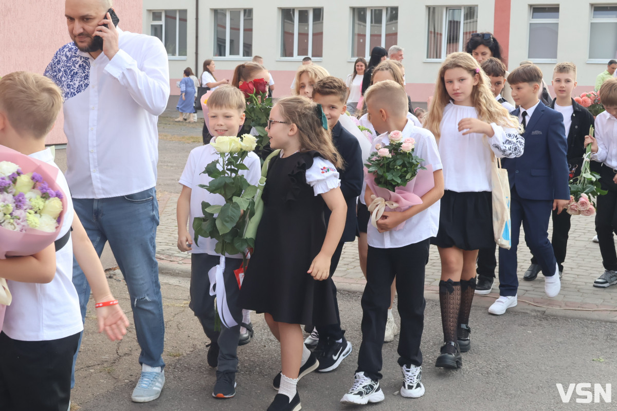 Як у школах Луцька зустріли перший дзвоник. Фоторепортаж