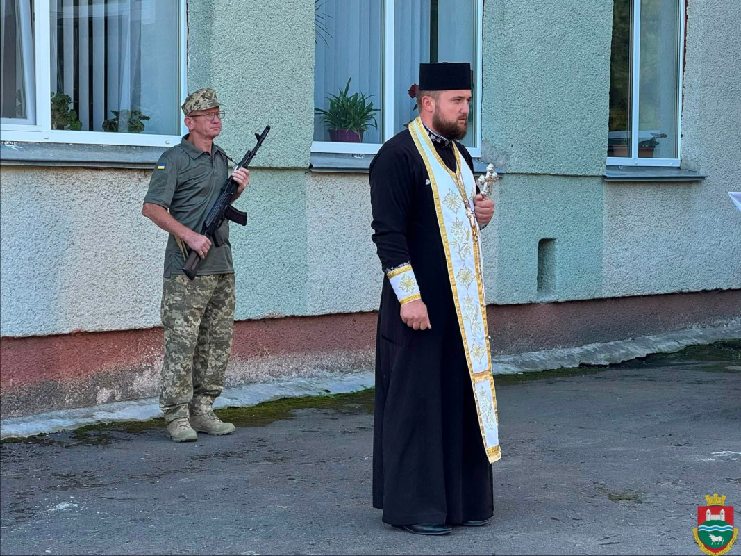 На Волині відкрили меморіальну дошку загиблому захиснику Володимиру Кухаруку