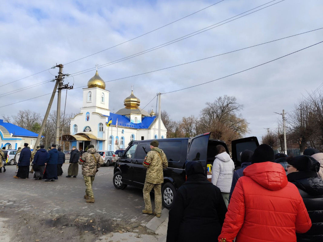 Серце зупинилося у лікарні: на Волині попрощались з ветераном війни Олександром Бондарем