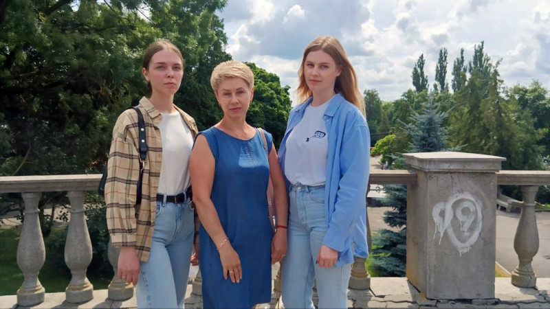 Вікторія, Світлана і Марія: кохані бійців «Азову» з Луцька понад 14 місяців чекають чоловіків із полону