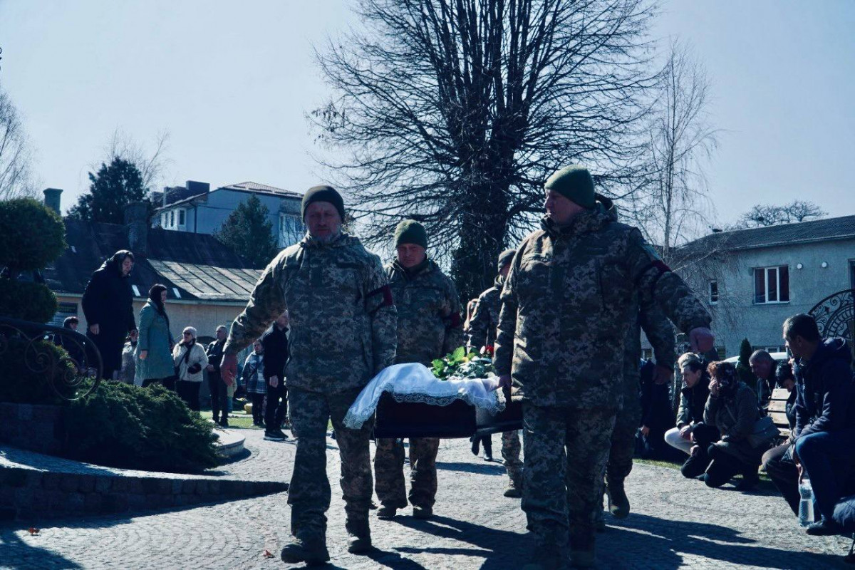 На Волині попрощалися з 47-річним Героєм Русланом Петровичем