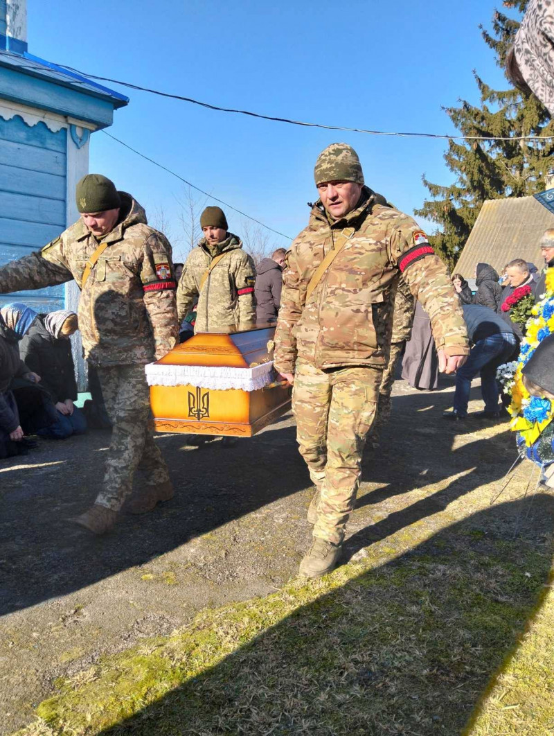 Останній бій прийняв на Харківщині: волиняни попрощались з полеглим Героєм Сергієм Єфімчуком