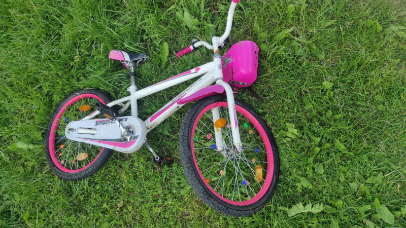 Впала з велосипеда у воду: на Рівненщині втопилася 5-річна дівчинка