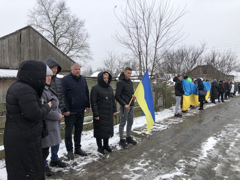 Поховали поруч з чоловіком: на Волині провели в останню путь легендарну зв’язкову УПА