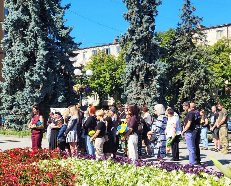 Після 22 місяців невідомості навіки додому повернувся Герой з Волині Олег Бортнік