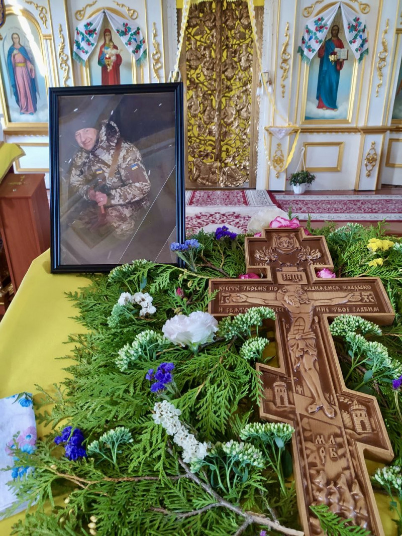 До призову ніс послух і багато трудився при храмах і монастирях: на Волині поховали Героя Віктора Савлюка