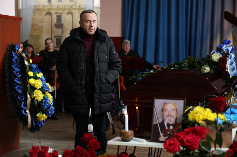 У Луцьку попрощалися з видатним музикантом Товієм Рівцем