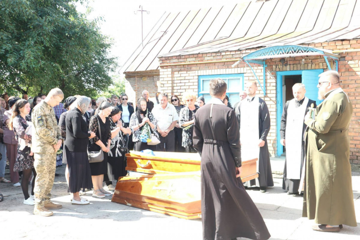 На Волині провели в останню путь захисника Володимира Соняка