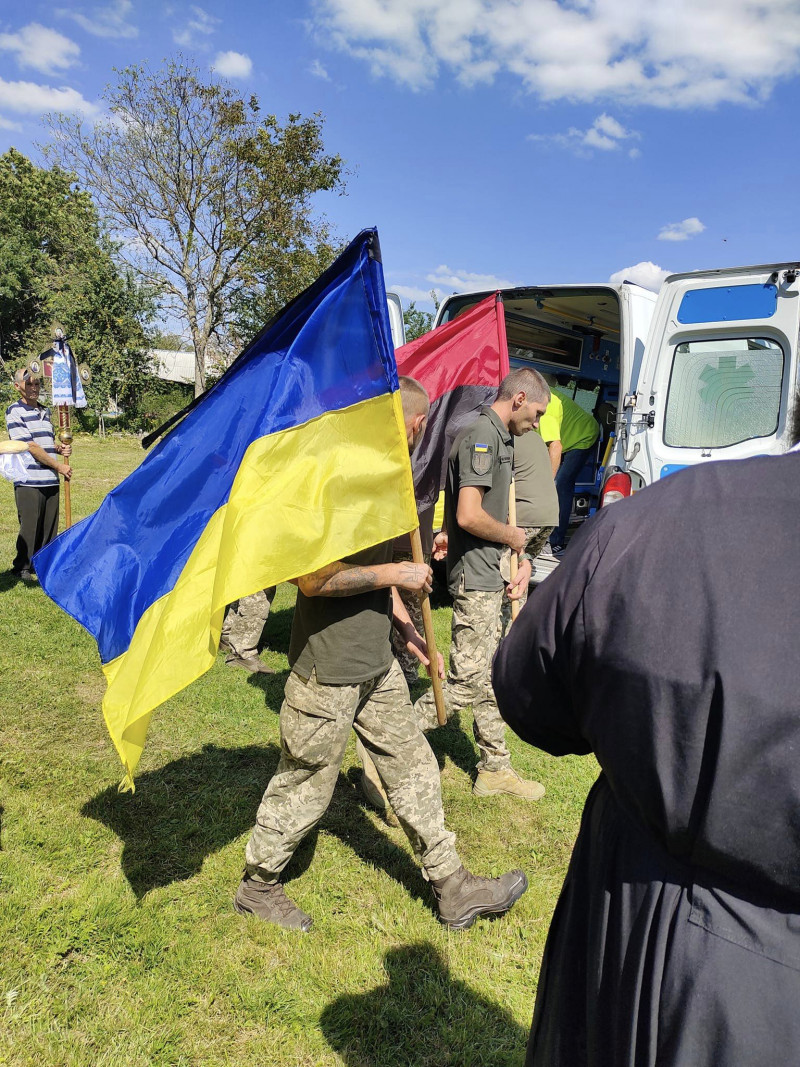 «Діагностували важке захворювання і почалася ще одна війна, війна з хворобою», - волиняни попрощалися з померлим Героєм