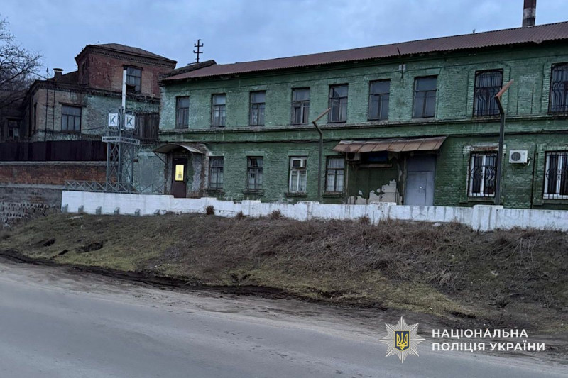 У Дніпрі чоловік вдарив ножем військового під час перевірки документів