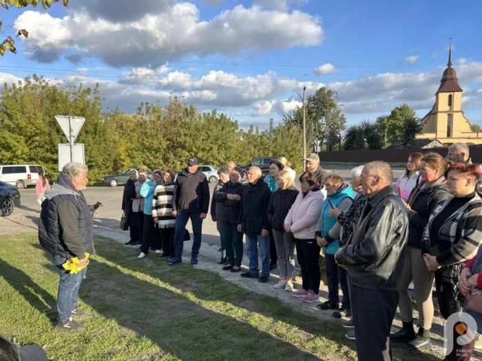 На Волині відкрили сквер на честь загиблого кіборга В'ячеслава Зенца