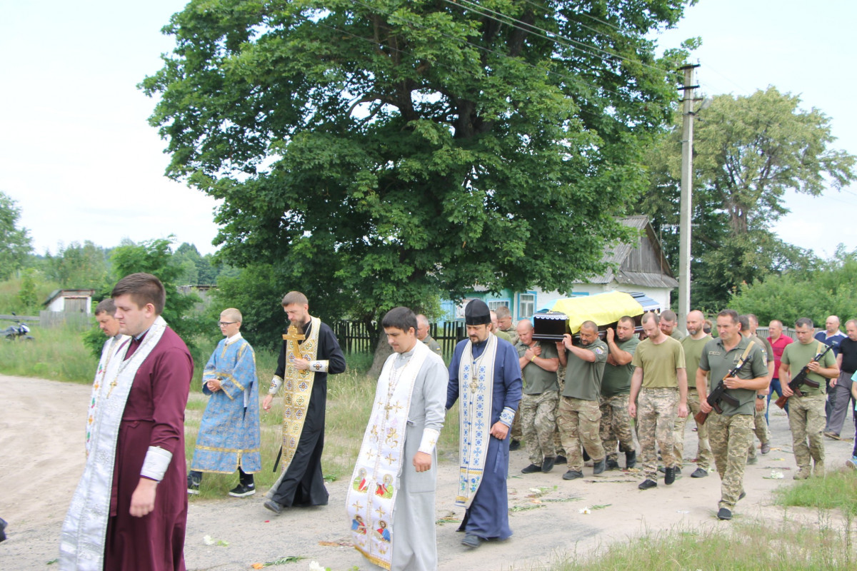 На Волині поховали Героя Ігоря Паламаря, який підірвався на ворожій міні