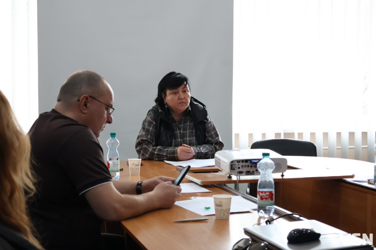 Стан доріг, випадки сказу та спалювання сухостою: у Луцьку прозвітували старости округів