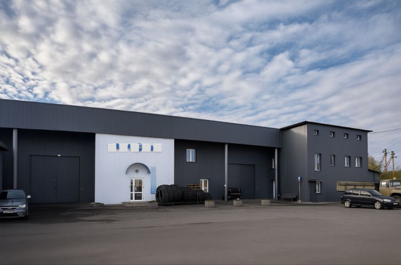 У Луцьку біля МРЕО продають базу за майже 2 мільйони доларів