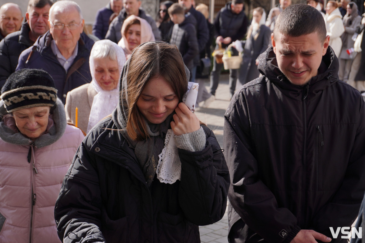 Як у Луцьку освячують Великодні кошики? Фоторепортаж