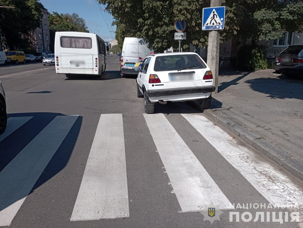 У Луцьку водійка збила 22-річну дівчину, остання - у лікарні