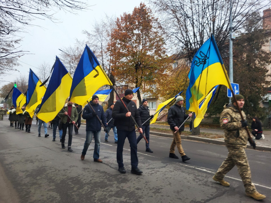 Поховали в переддень дня народження: на Волині попрощалися із Героїнею Мариною Ізотовою