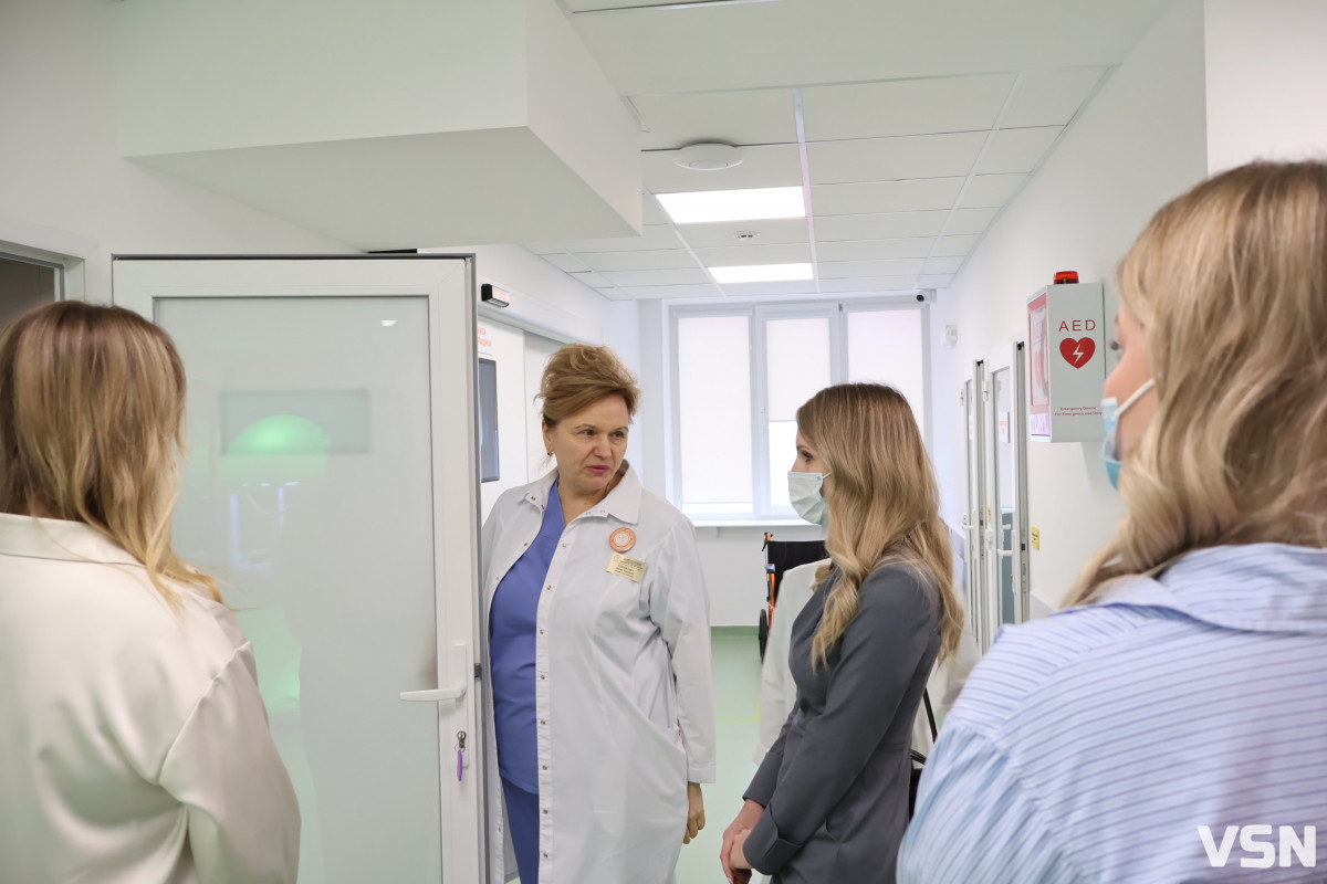 У Луцьку благодійники передали дитячому онковідділенню обладнання за понад 700 тисяч гривень