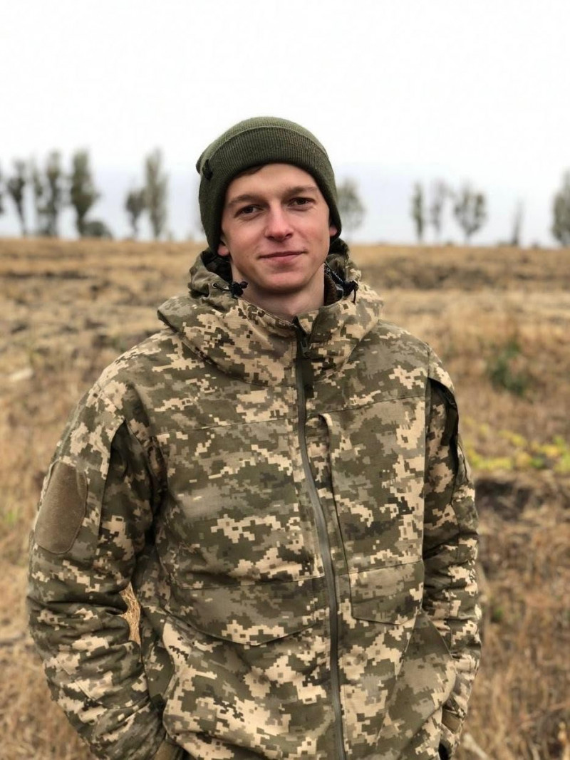 Під обстрілами рятували життя побратимів: бойові медики з Волині отримали державні нагороди