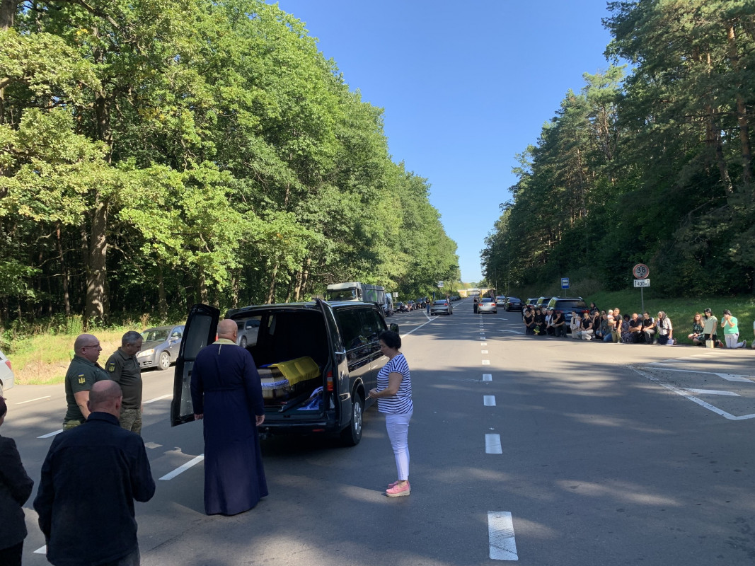 Загинув майже півтора роки тому: «на щиті» назавжди на Волинь повернувся Герой Ігор Максимчук