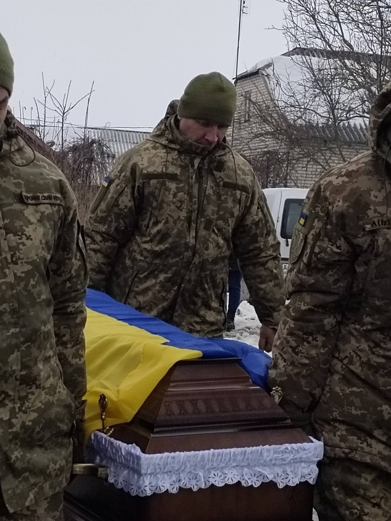 На Волині в останню дорогу провели полеглого воїна Руслана Гурича