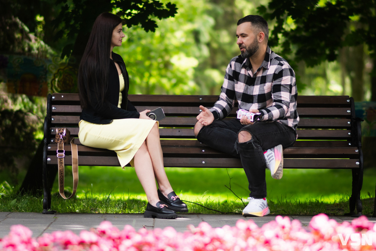 «Ми творимо місто навколо себе»: Вадим Курилюк про біг, вітражі та Луцьк