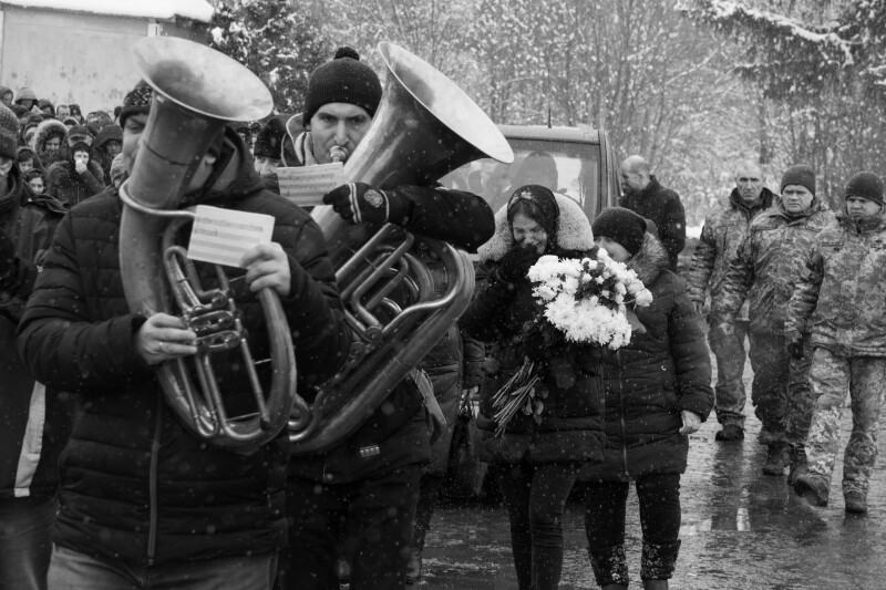 Загинув під час виконання бойового завдання  Луцька громада попрощалася із Героєм Сергієм Куделею